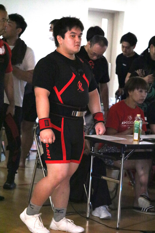 足立智哉さん