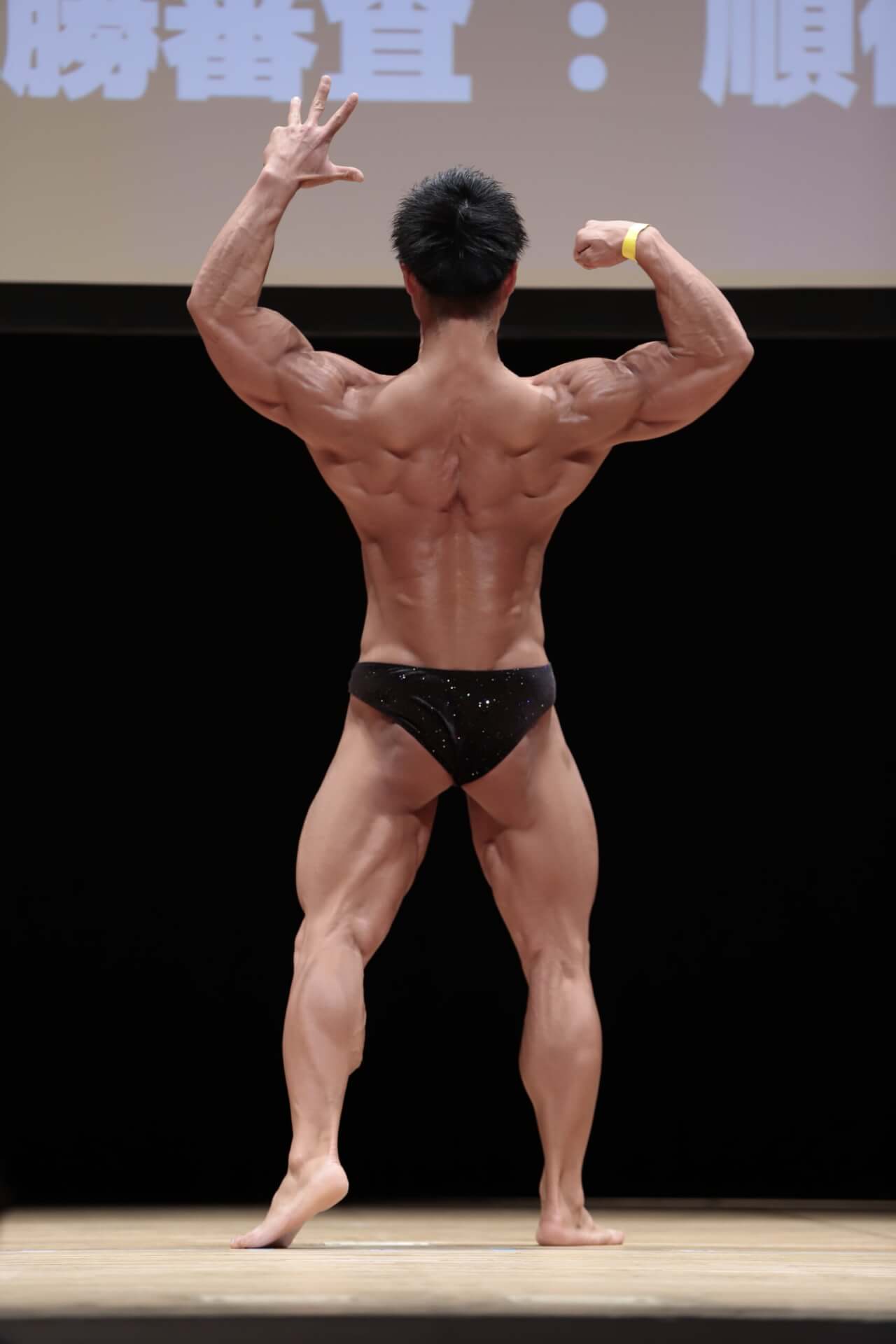 小番隆世さん